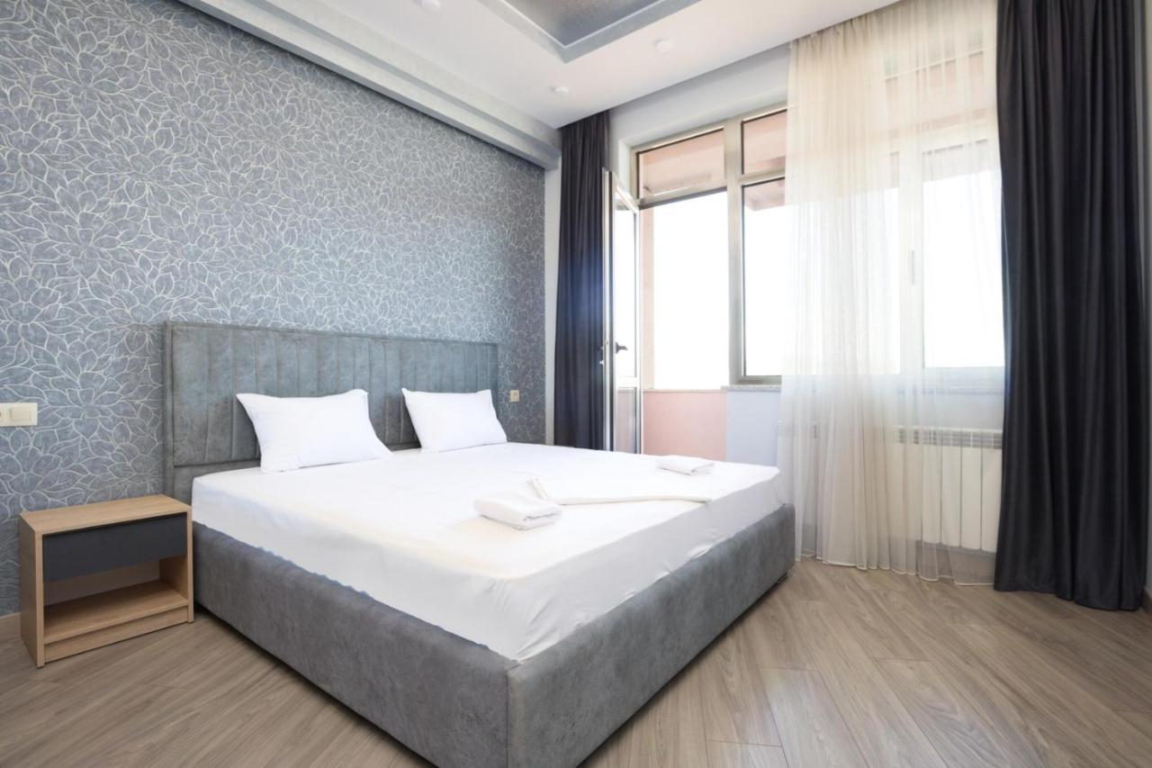 Stay Inn Apartments Near Dalma Garden Mall Erevan Exterior foto